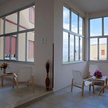 Sant' Andrea Hotell 3*